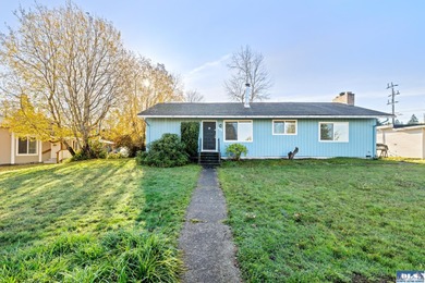 Strait Juan de Fuca  Home For Sale in Port Angeles Washington