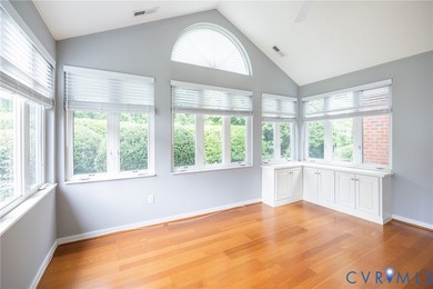 Welcome to effortless, maintenance-free living in the - photo 11