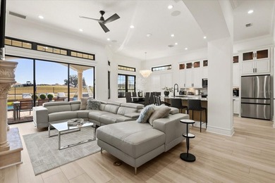 Special Showings available for Holiday Week! IN ACTIVE RENTAL - photo 24