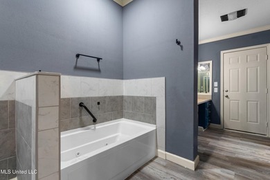 Welcome home to this beautifully renovated gem! Light-filled - photo 29