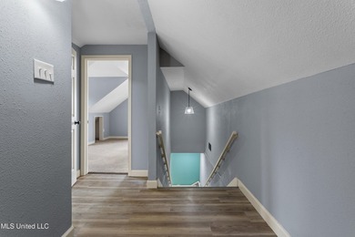 Welcome home to this beautifully renovated gem! Light-filled - photo 37