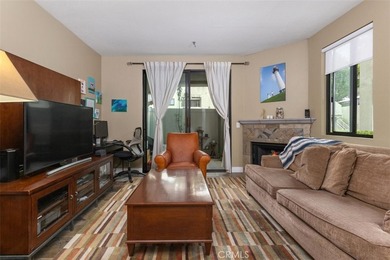 Brookstone two bedroom two full bathrooms condo in Huntington - photo 3