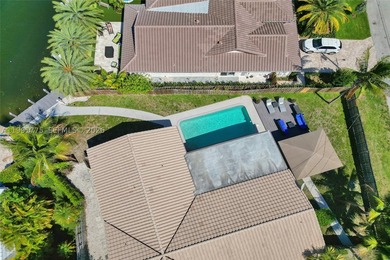There's a certain kind of home that changes the way life feels - photo 2