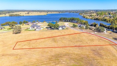 Waters Edge Lake Lot For Sale in Athens Texas