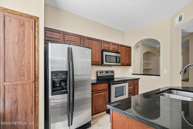 Beautiful corner end unit in desirable Esplanade at Town Center - photo 13