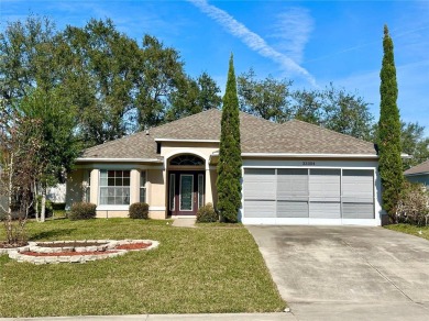 Lake Home For Sale in Leesburg, Florida