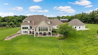 There are properties you tour... and then there are properties - photo 3
