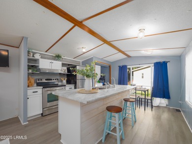 Beaufort River Home For Sale in Saint Helena Island South Carolina