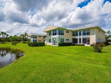 Lake Condo For Sale in Vero Beach, Florida