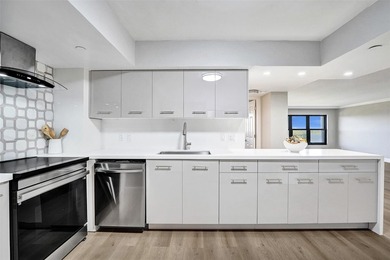 Fully renovated 2-bedroom, 2-bath condo in the Tower at Port - photo 11