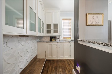 Ideally situated on a peaceful, tree-lined stretch of Brunswick - photo 15