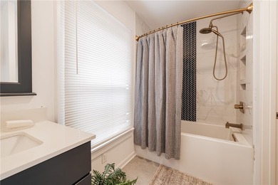 Ideally situated on a peaceful, tree-lined stretch of Brunswick - photo 24