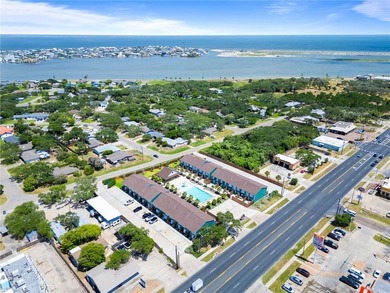 Welcome to LITTLE BAY LANDING, a beautifully renovated 24-unit - photo 24