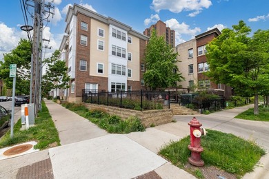 Welcome to this beautifully maintained 1-bedroom, 1-bath - photo 17