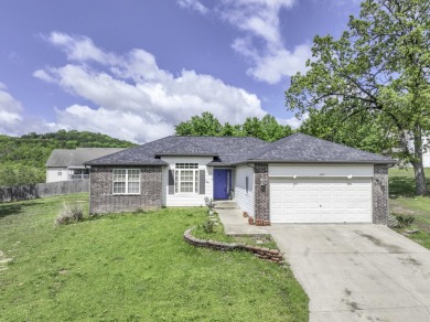 Lake Home For Sale in Kimberling City, Missouri