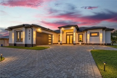 Experience elevated Florida living in this 2024, like-new - photo 50