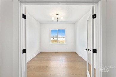 Step into The Birkdale by Tresidio Homes and experience timeless - photo 2