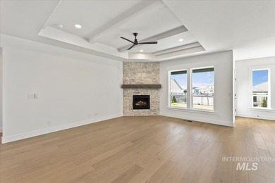 Step into The Birkdale by Tresidio Homes and experience timeless - photo 4