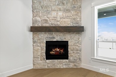 Step into The Birkdale by Tresidio Homes and experience timeless - photo 5