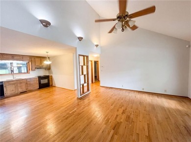 Step into 120 Bay Ct, arranged for everyday practicality with a - photo 6