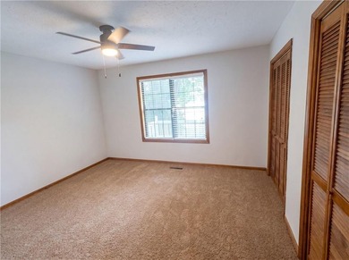 Step into 120 Bay Ct, arranged for everyday practicality with a - photo 7