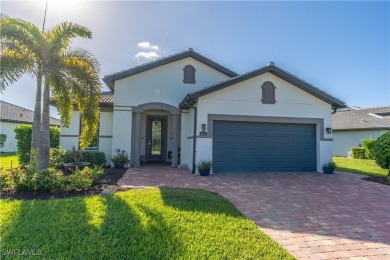 (private lake, pond, creek) Home For Sale in Naples Florida