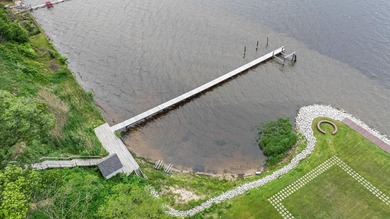 Welcome to one of Muskegon Lake's most extraordinary waterfront - photo 14