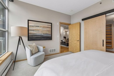 Rare opportunity to own a beautifully updated three-bedroom - photo 19