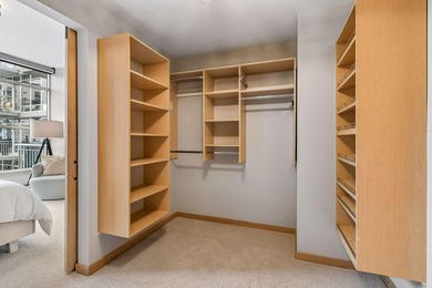 Rare opportunity to own a beautifully updated three-bedroom - photo 20