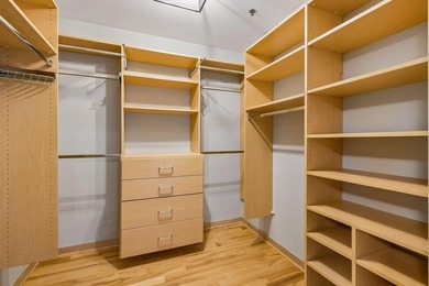 Rare opportunity to own a beautifully updated three-bedroom - photo 27