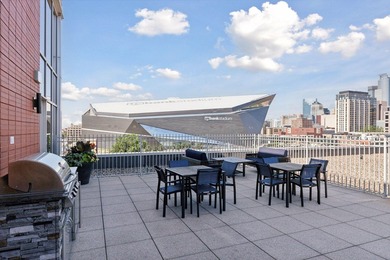Rare opportunity to own a beautifully updated three-bedroom - photo 46