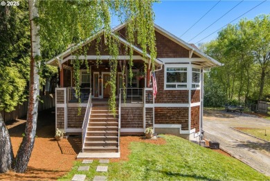 Lake Home For Sale in West Linn, Oregon