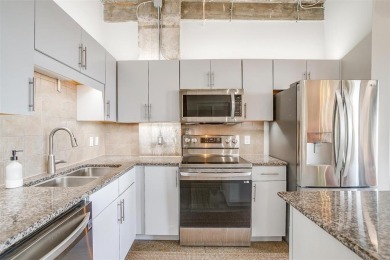 Remarkable Lock and Leave Studio! THREE VERY LARGE windows from