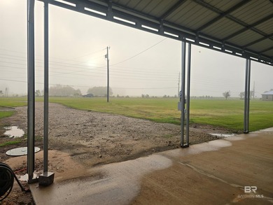 3 Bed 3 Bath. 5.5 Acres. Unrestricted and Unzoned ready to go - photo 15