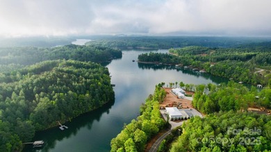 This 1.28 acre interior lot is located in the gated waterfront - photo 2