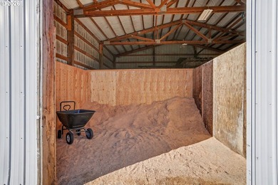 Exceptional ~36.5 acre equestrian property in a prime location - photo 25
