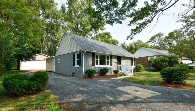 Lake Zurich Home For Sale in Lake Zurich Illinois