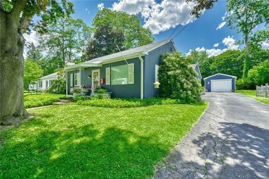 Welcome Home to this Beautifully Maintained 3 Bedroom Ranch - photo 2