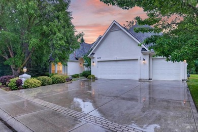 Custom-built waterfront home in Eagle's desirable Island Woods - photo 2