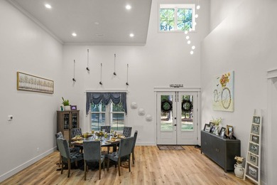 Bay Living! Tucked away on a quiet private road in the heart of - photo 7