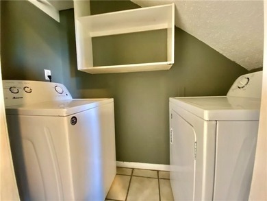 Welcome to this beautifully maintained 2-bedroom, 2-bath - photo 12