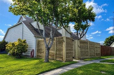 Welcome to this beautifully maintained 2-bedroom, 2-bath - photo 20