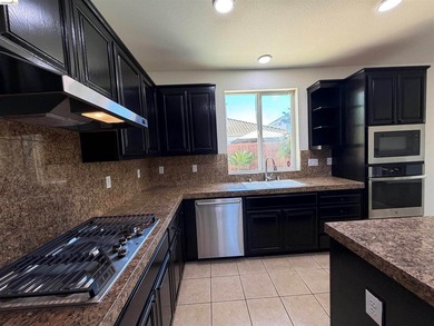 Price Improved! Move-in ready 5 bedroom, 3 bath home offering - photo 22