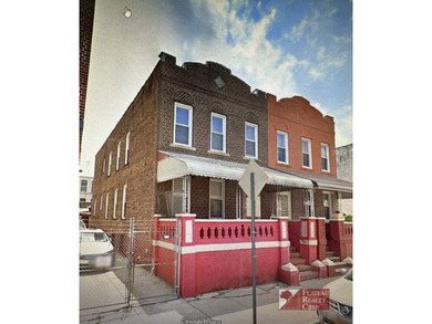 Investment/Development property opportunity! This 20.33' x 57' - photo 1