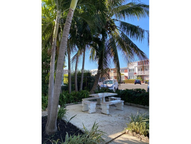 PRIME LOCATION 10-UNIT MULTI-FAMILY IN THE HEART OF MIAMI BEACH - photo 3