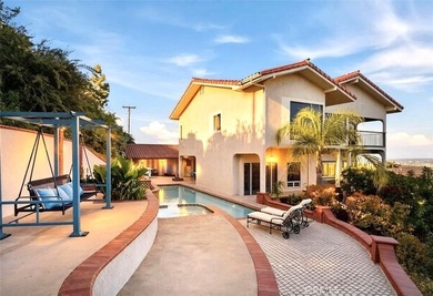 Experience turnkey coastal luxury in this impeccably finished - photo 33