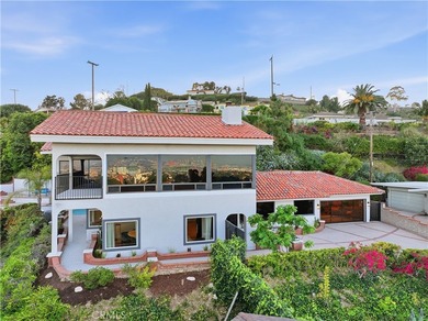 Experience turnkey coastal luxury in this impeccably finished - photo 36