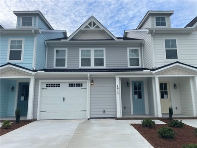 Lake Hartwell Townhome/Townhouse For Sale in Anderson South Carolina