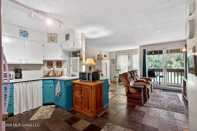 Comfortable Molokai Village condo in Building D featuring an - photo 11