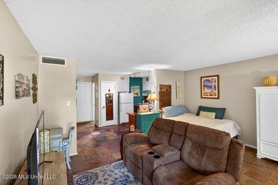 Comfortable Molokai Village condo in Building D featuring an - photo 14